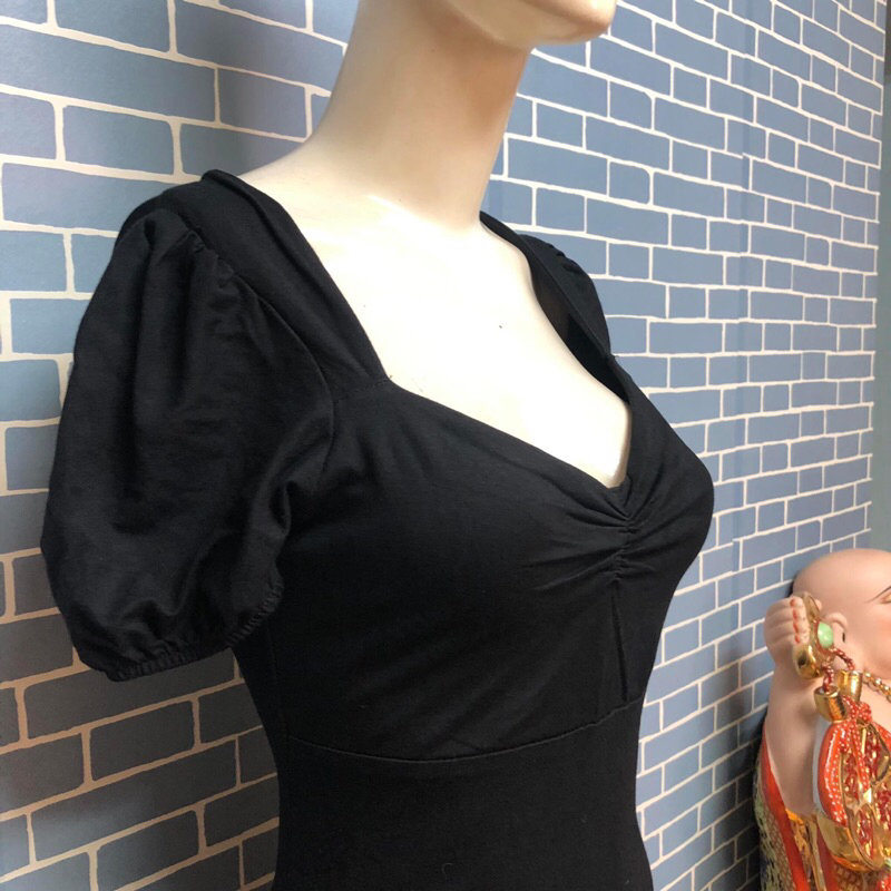 Đầm thun đen xẻ kiểu chất đẹp 2hand