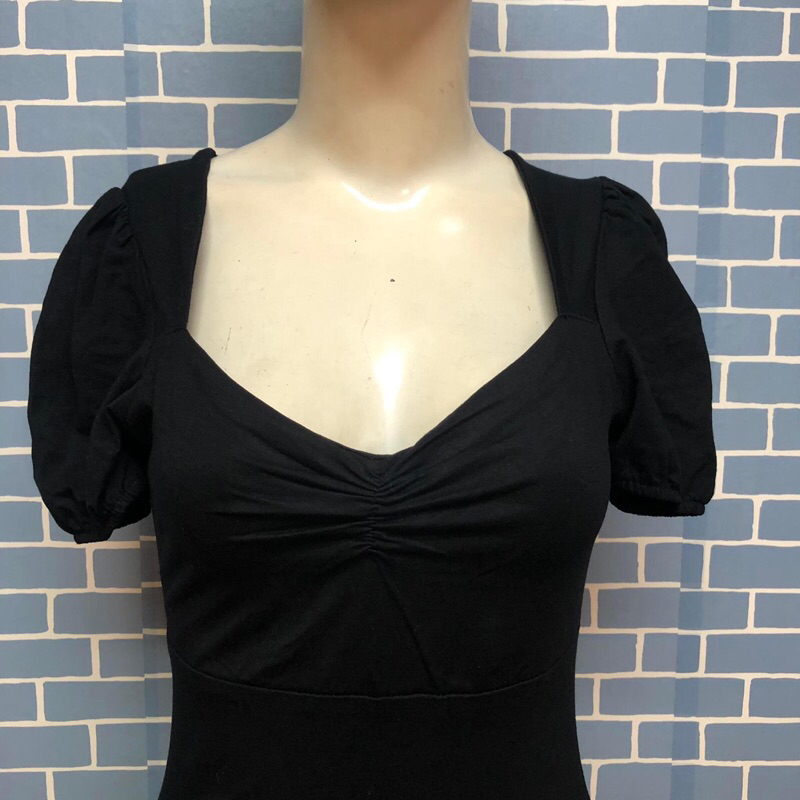 Đầm thun đen xẻ kiểu chất đẹp 2hand