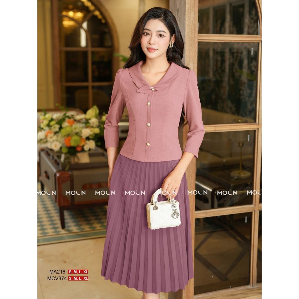 Áo sơ mi công sở nữ 𝐌𝐎𝐎𝐍 mix chân váy xếp ly, áo dáng ngắn chất xước hàn MA216 chân váy dài basic chất chéo lỳ MCV374