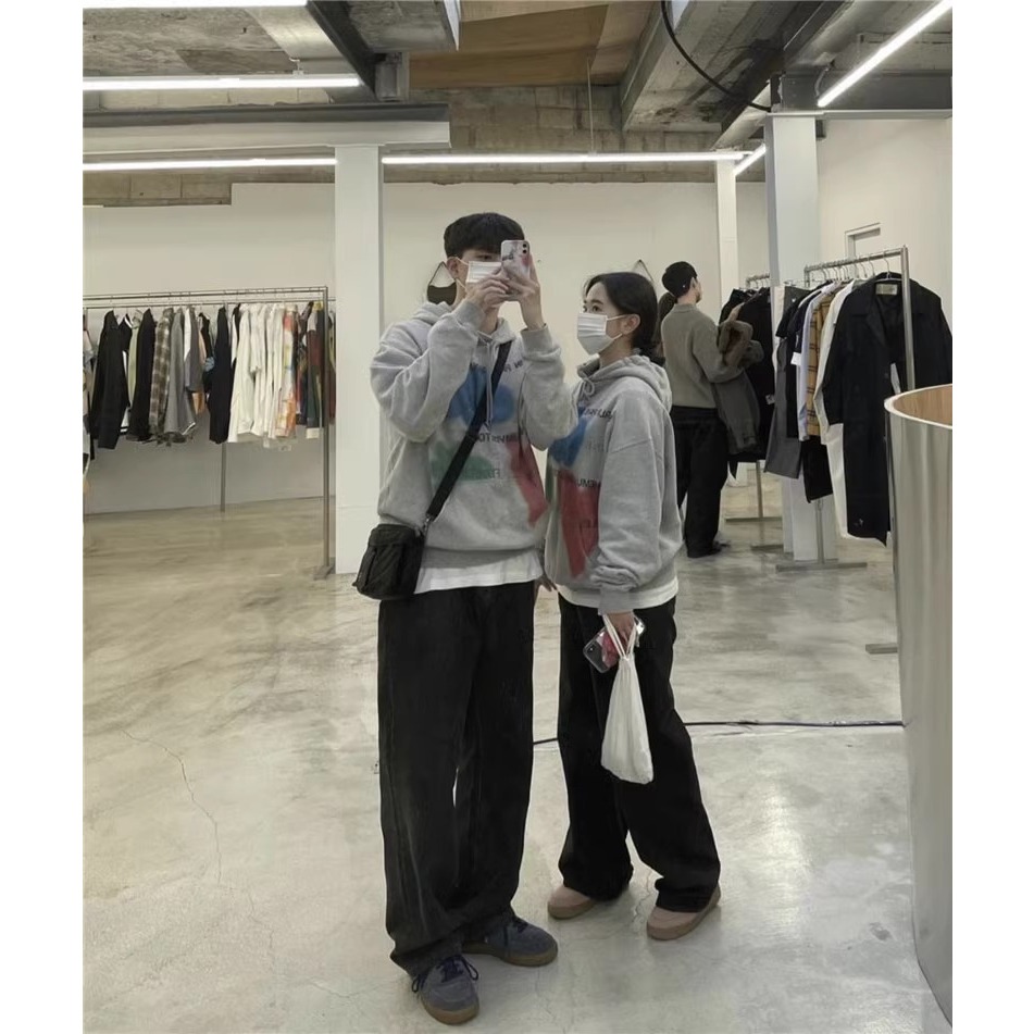 Áo hoodie nam nữ graffiti brand Hàn themuse**visitor