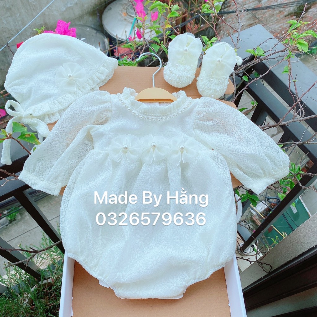 Set ren nhậ kem 3 hoa, set đồ dầy tháng thôi nôi cho trẻ sơ sinh, đồ đầy tháng cho bé gái, set đồ đầy tháng bé gái