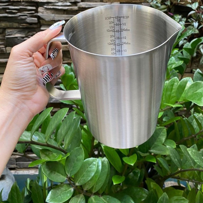 Ca inox định lượng 304, Ca đong inox có vạch chia dung tích 500ml/700ml/1L/1.5L/2L