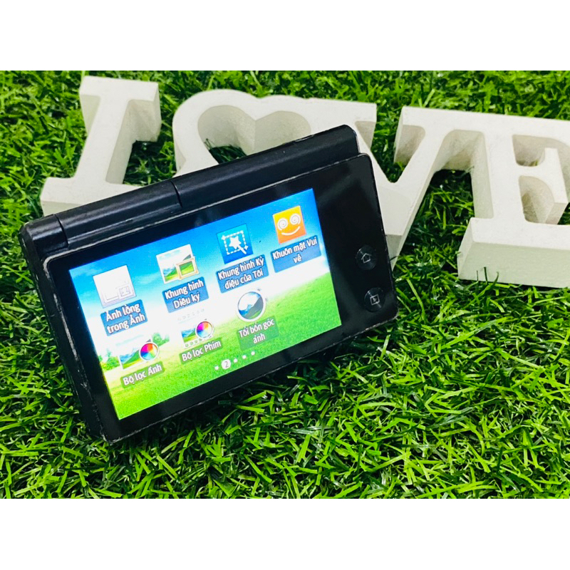 Máy ảnh KTS Vingtage Samsung MV800 . Màn hình lật 180•