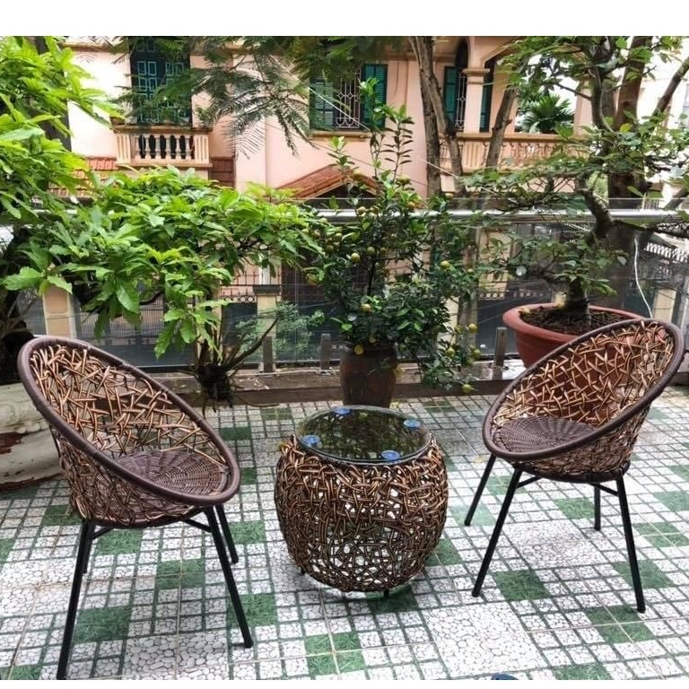 Bộ bàn ghế PuTin 3D chân chéo gồm 1 bàn và 2 ghế giả mây lõi thép dùng thư giãn trang trí sân vườn bảo hành 24 tháng