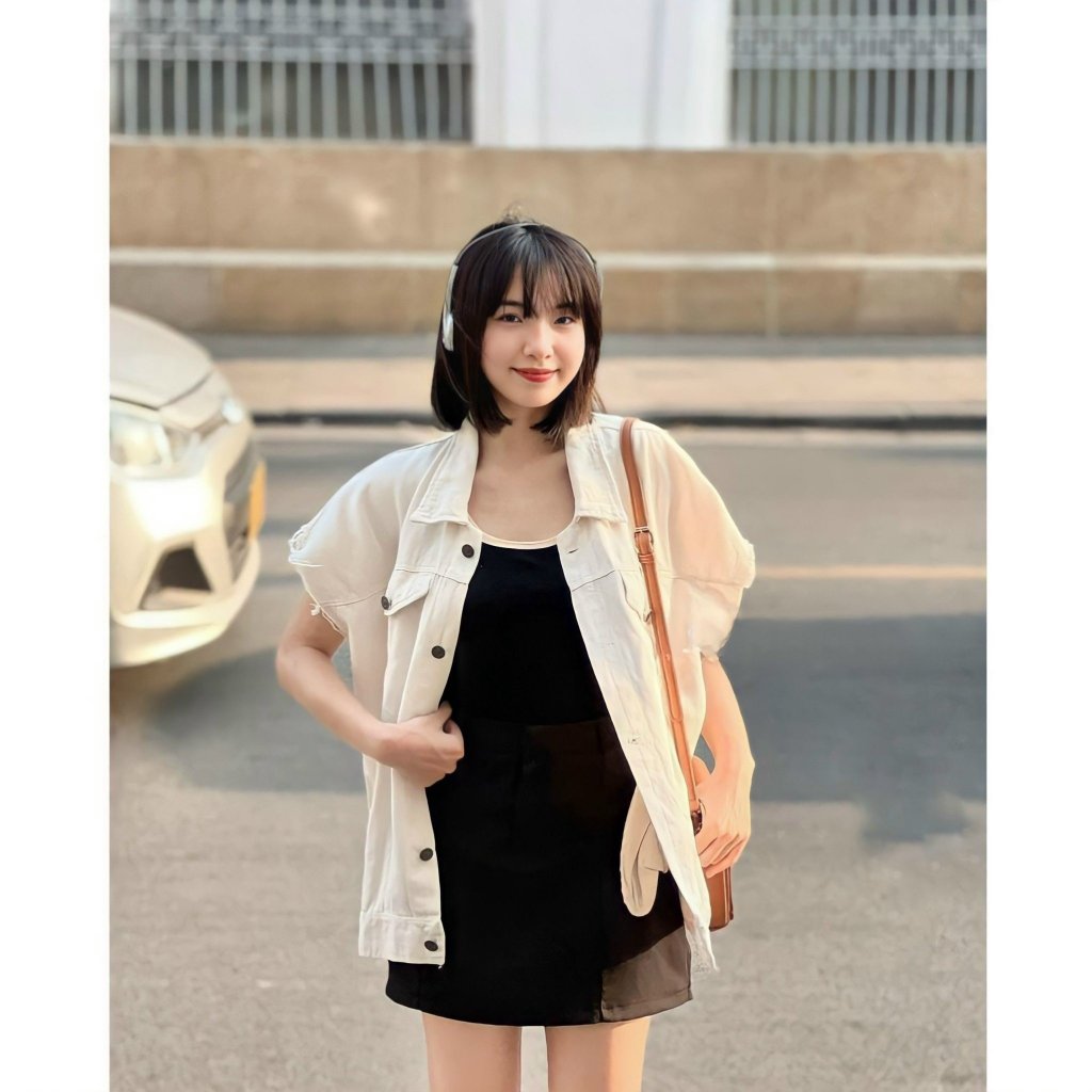 Áo khoác Nữ, Áo Jeans Gile Nữ Sước Gấu Túi Trước Tay Cộc Freesize Màu Kem