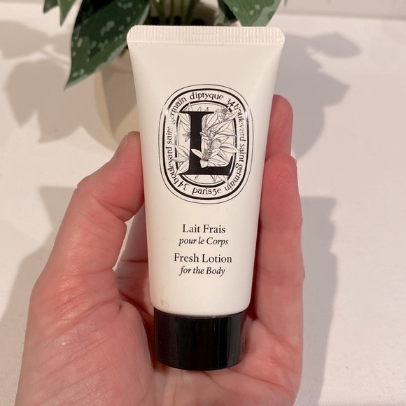 🌳SỮA DƯỠNG THỂ NƯỚC HOA 𝐃𝐈𝐏𝐓𝐘𝐐𝐔𝐄 𝐋𝐀𝐈𝐓 𝐅𝐑𝐀𝐈𝐒 𝐅𝐑𝐄𝐒𝐇 𝐋𝐎𝐓𝐈𝐎𝐍 𝟓𝟎𝐦𝐥