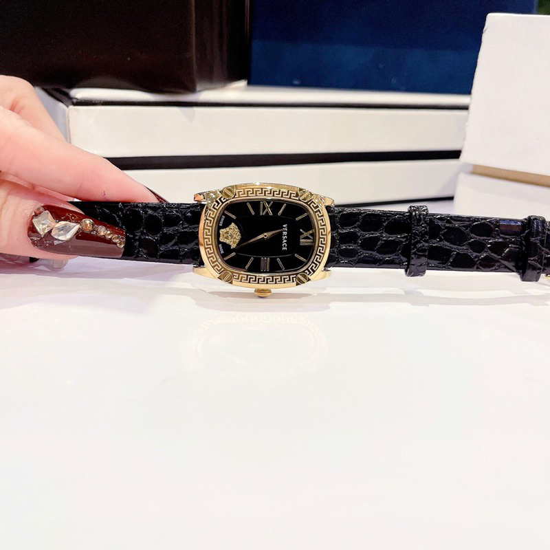 Đồng hồ nữ Versace dây da đen mặt vuông