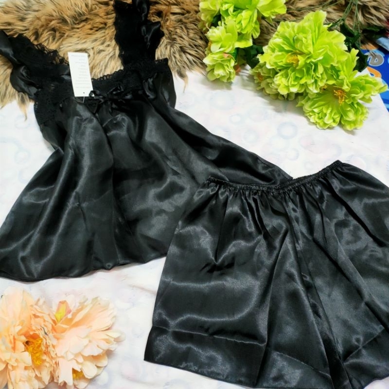 Bộ quần đùi áo tay nhí phối ren, vải phi bóng, phom 40kg đến 55kg