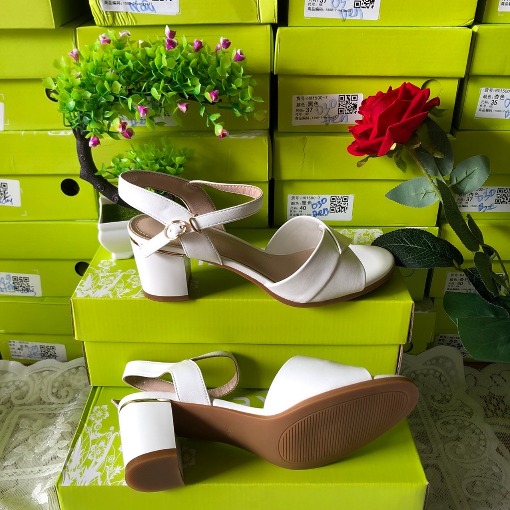Sandal DUSTO Đơn Giản Màu Trơn Tiện Lợi Từ Khóa Cài Cao Gót 6cm Gót Vuông Thoải Mái.