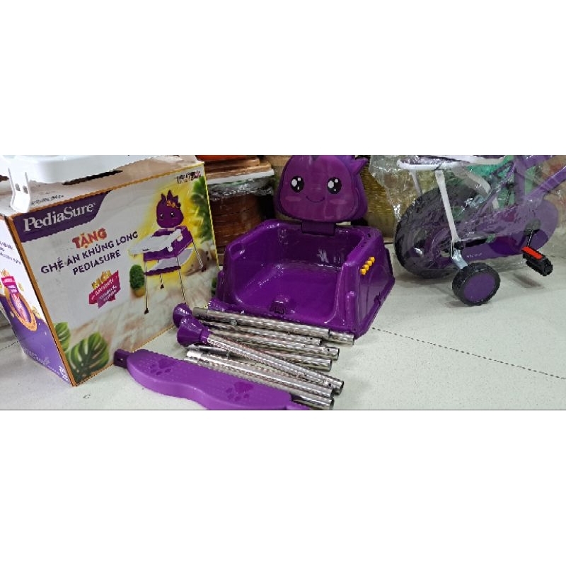 Ghế ăn dặm Pediasure
