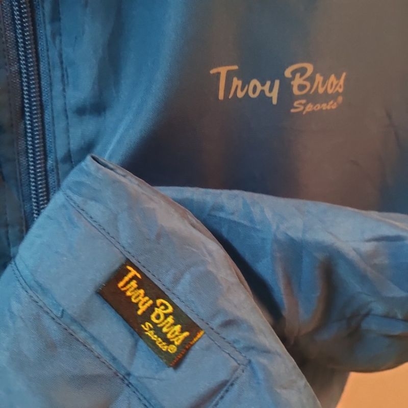 Áo khoác sát nách Seconhand. 1210