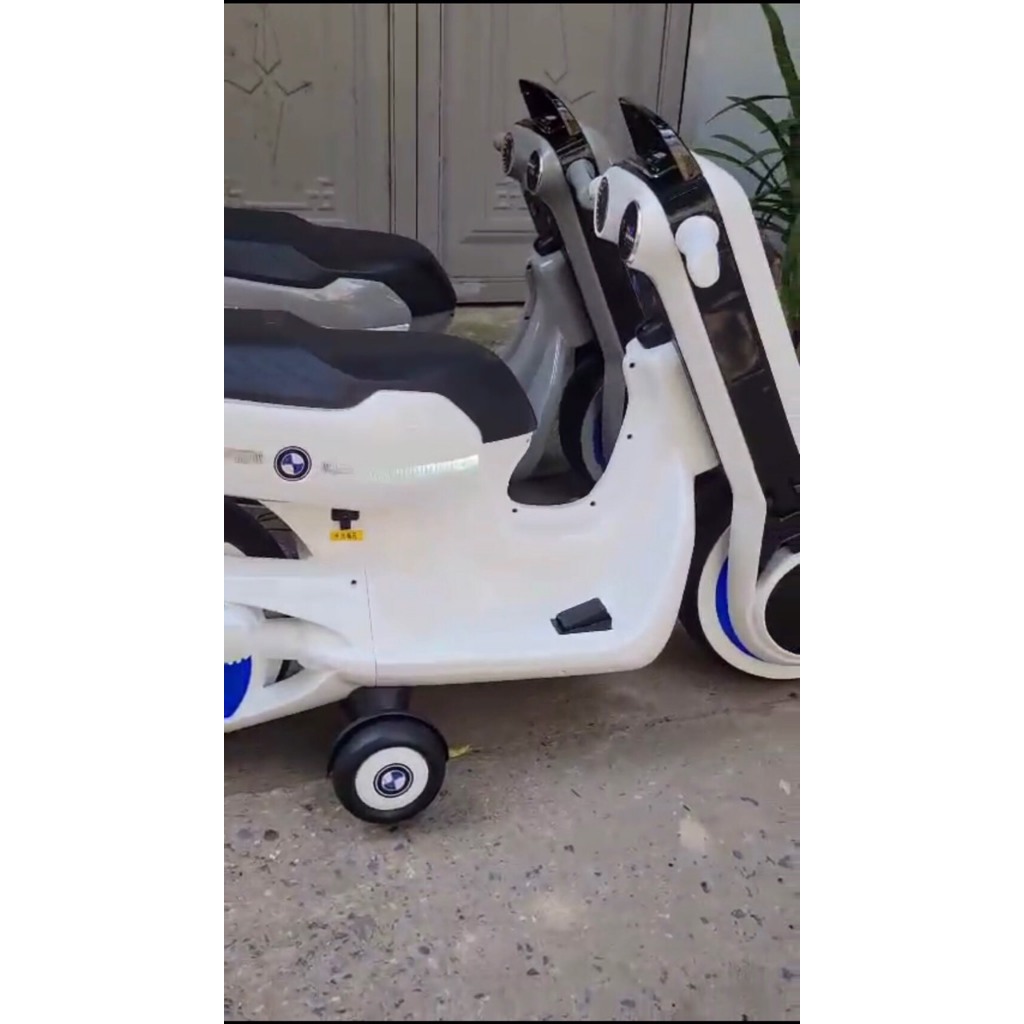 SMT 999 xe máy điện tay ga Hót cho bé