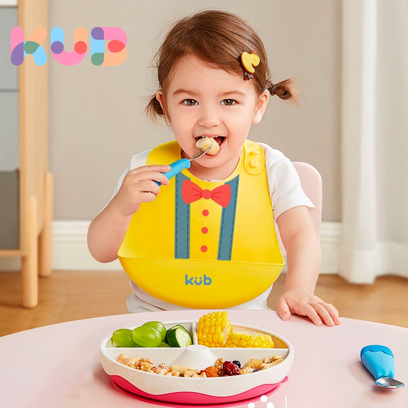 Yếm ăn silicon KUB có thể điều chỉnh chống thấm nước và chống bám bẩn