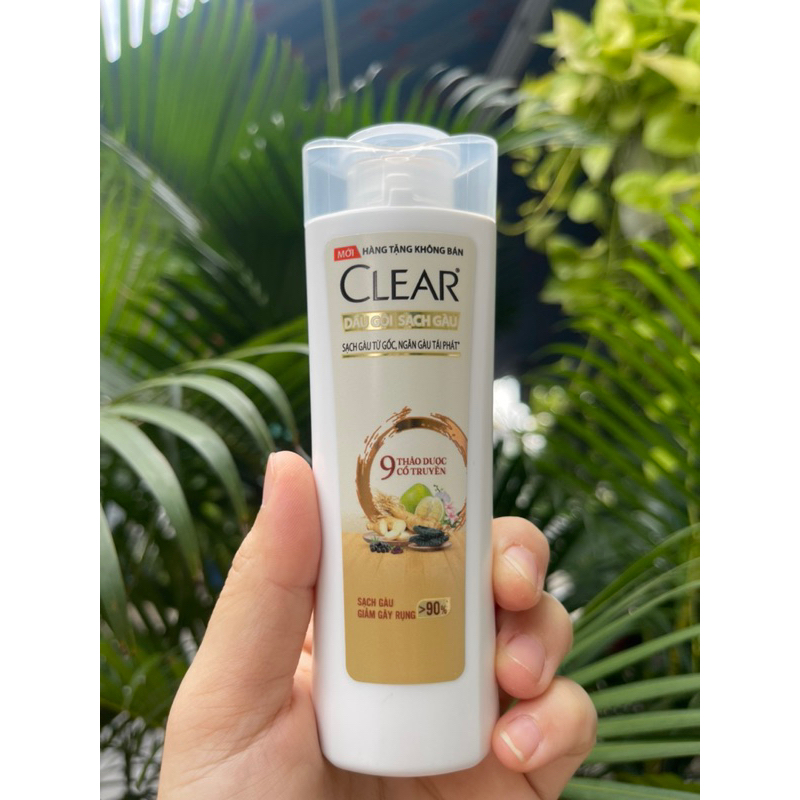 140g - Dầu tắm, gội Clear men 3in1 HKM