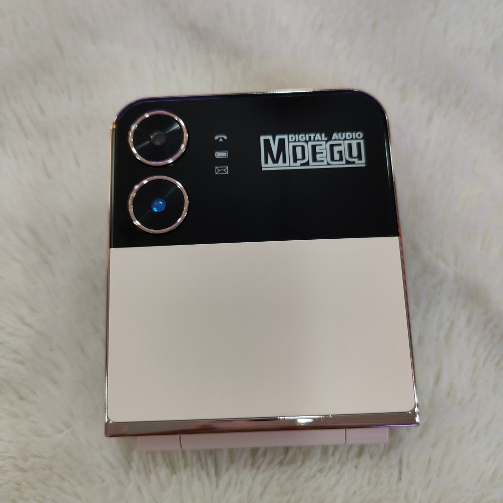 Điện thoại nắp gập Flipo4 bàn phím