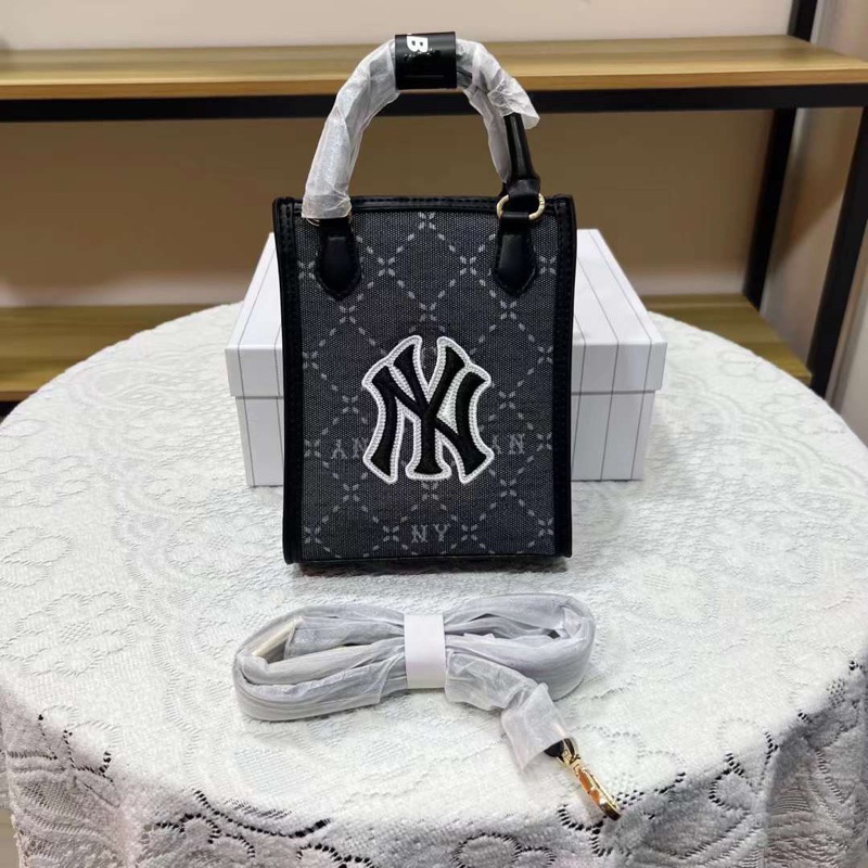 𝗧𝘂́𝗶 𝗠𝗟𝗕 𝗖𝗹𝗮𝘀𝘀𝗶𝗰 𝗠𝗼𝗻𝗼𝗴𝗿𝗮𝗺 𝗝𝗮𝗰𝗾𝘂𝗮𝗿𝗱 𝗡𝗬 𝗬𝗮𝗻𝗸𝗲𝗲𝘀