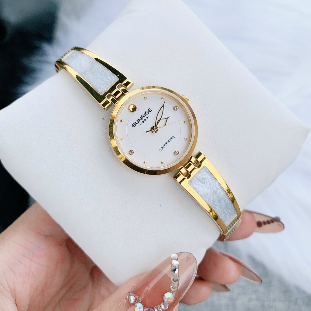 Đồng hồ nữ SUNRISE 957 full hộp, kính Sapphire chống xước