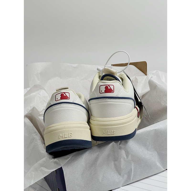Giày thể thao MLB Liner Chữ C mới