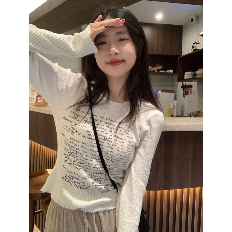 Áo thun tay dài chữ