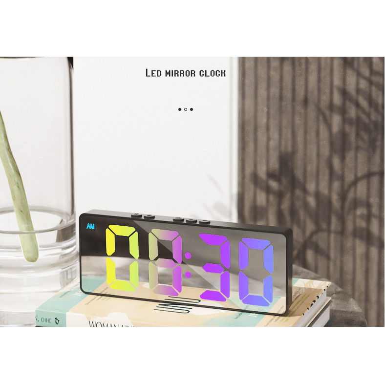 Đồng hồ LED để bàn RGB, có báo thức, hiển thị thời gian, nhiệt độ, cảm biến ánh sáng tự động