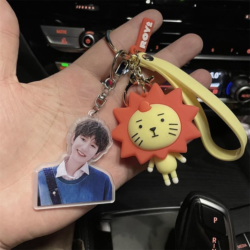 Móc khóa ROY6 Vương Nguyên TFBOYS