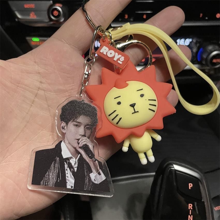 Móc khóa ROY6 Vương Nguyên TFBOYS