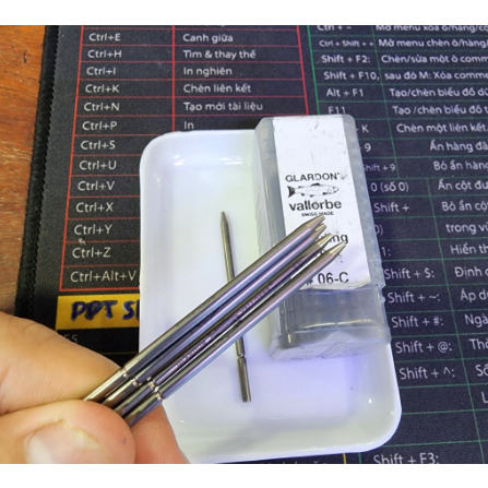 Mũi trứng cá Thụy Sĩ