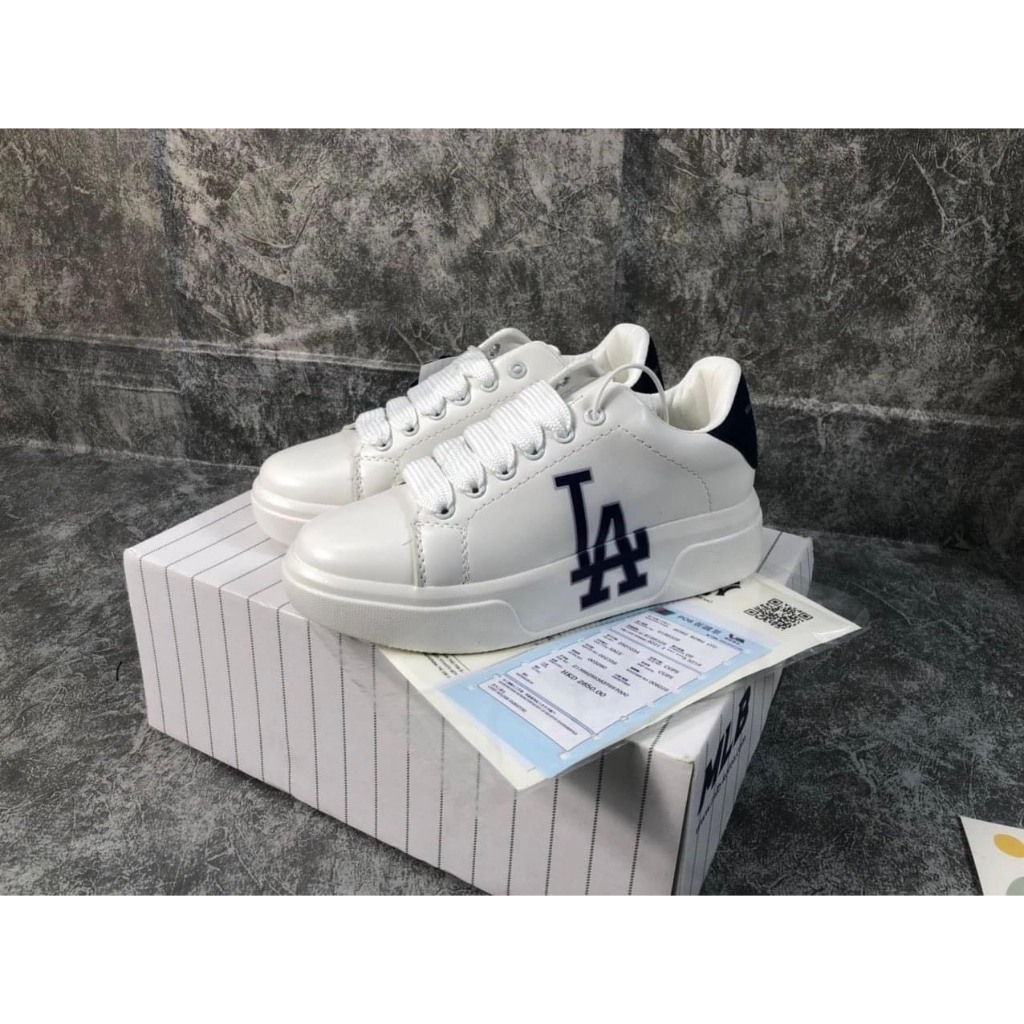 Giày MLB MC Queen chữ NY, LA nam nữ, Giày Thể Thao MCQ in chữ LA,NY phối vàng, phối đen mẫu mới nhất