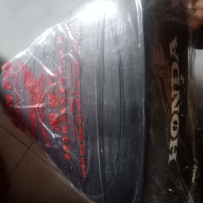 Yên ngắn cho xe máy cup , city, dream độ ba ga.