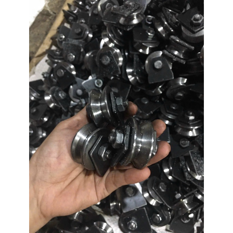 BÁNH XE SẮT ,BÁNH XE RẢNH V 40mm 50mm