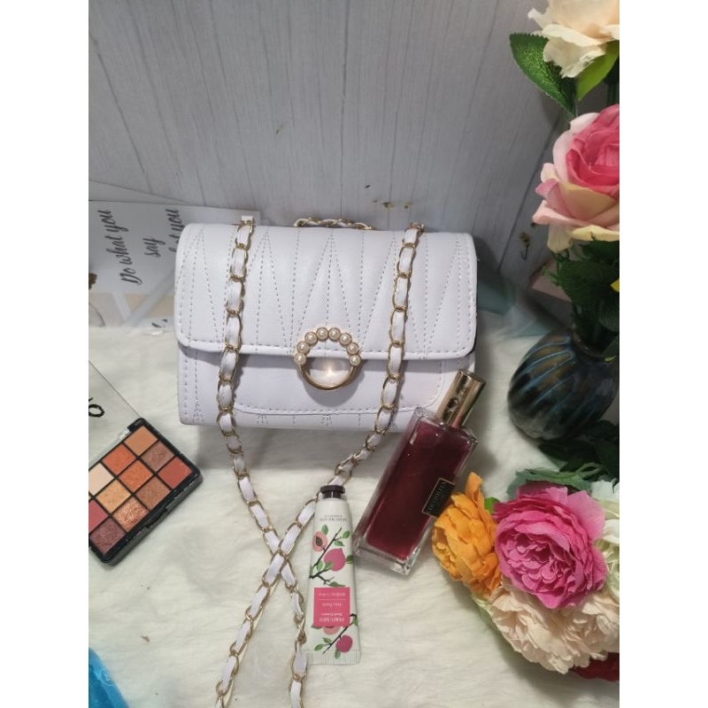 Túi xách nữ màu trắng giá rẻ, túi xách nữ công sở 3 ngăn dây xích thời trang