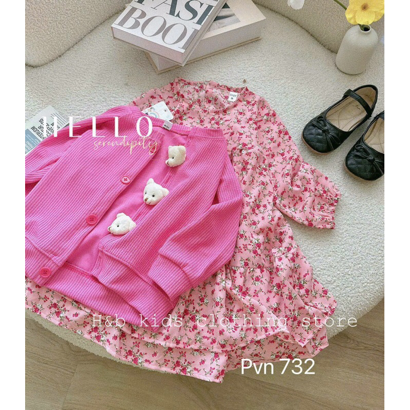 Set áo khoác len đính gấu thật kèm váy tay dài lụa hàn siêu xinh size10-25kg