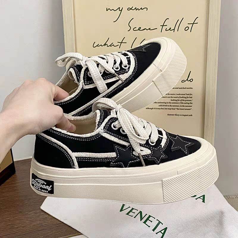 Giày Thể Thao Nữ ngôi sao Vải CanVas Xinh Đen/Be rách tua rua Đế Cao 4cm Mới Hot Phong cách Thời trang đi học đẹp