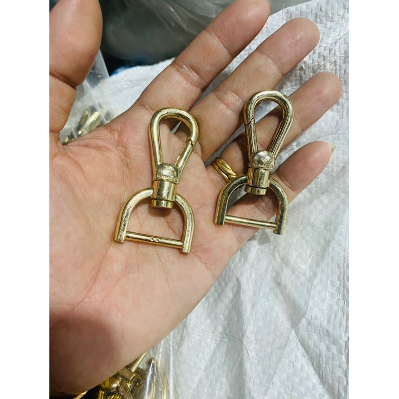 🔥🔥🔥Sale Móc  khoá vàng lọt lòng 1.8-2cm giá 7k/2 cái