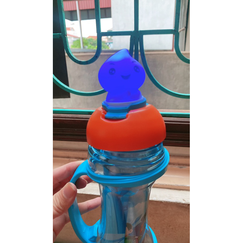Bình nước phát sáng