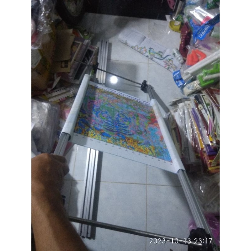 Khung thêu tranh bằng nhôm 1mx 50cm