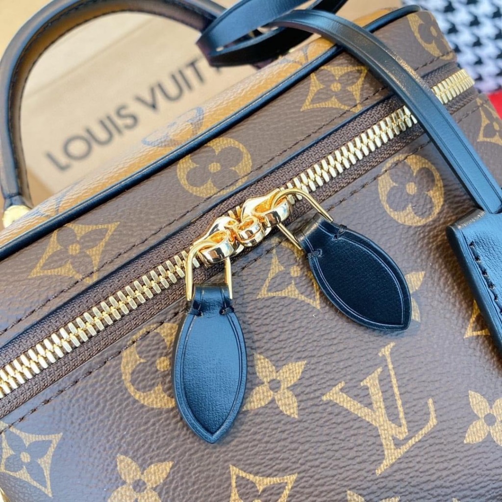 TÚI LV VANITY SZ19 DA THẬT