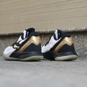 Giày Thể Thao KYRIE FLYTRAP 2 AO4438-170  SECONDHAND CHÍNH HÃNG 100%