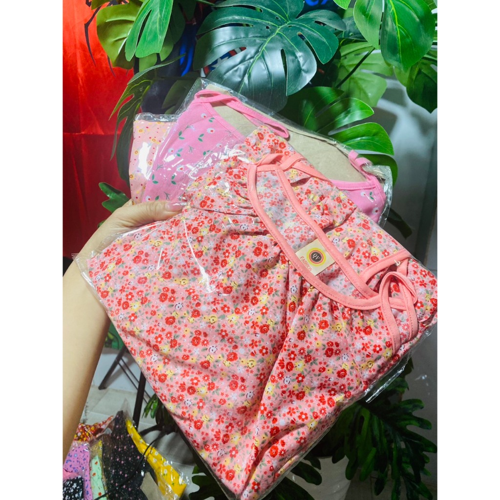 Bộ ngủ cho nữ vải lụa kiểu dáng hai dây hoa nhí dưới 63kg