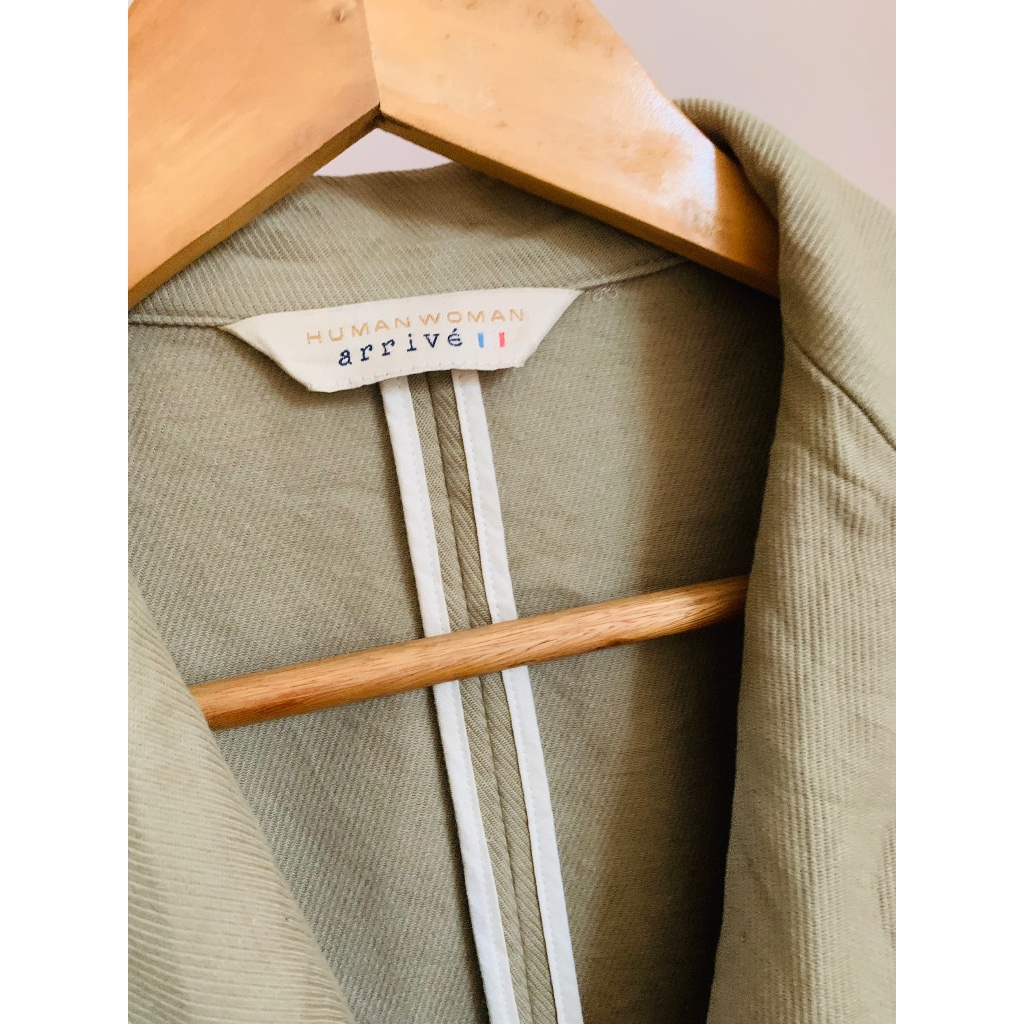 Áo khoác kaki dáng vest ARRIVE