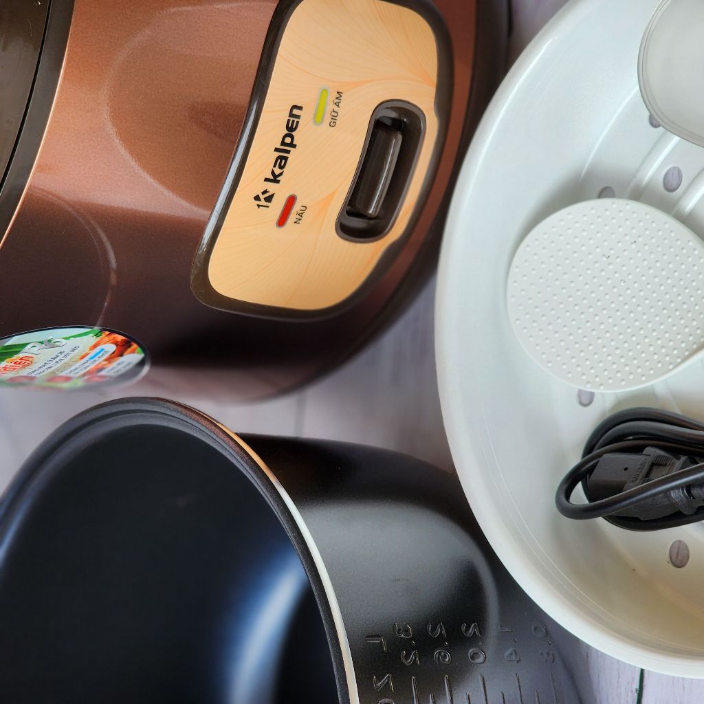 Nồi Cơm Điện Cao Cấp Kalpen R6, 3.2 lít cho giá đình 6-8 người