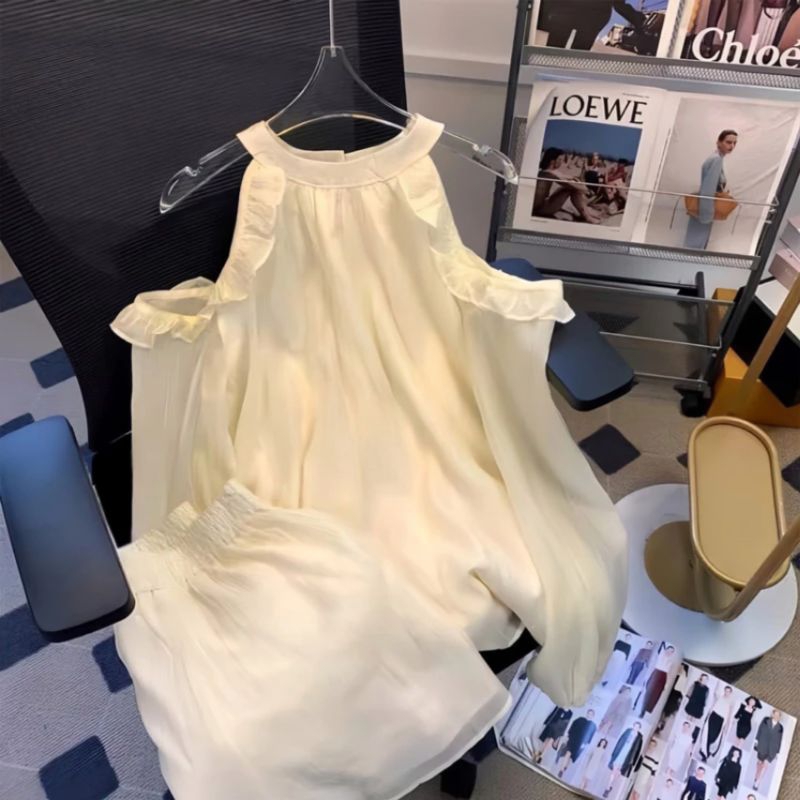 Sét Bộ Von Trễ Vai Áo Babydoll Hở Vai Kèm Quần Short