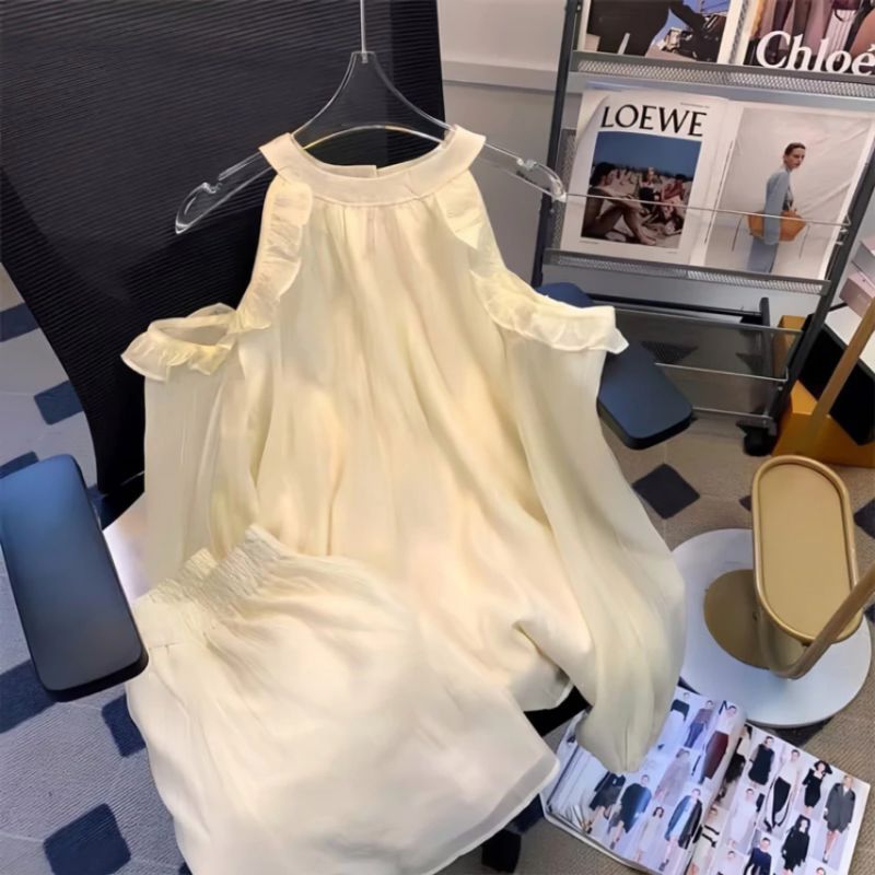 Sét Bộ Von Trễ Vai Áo Babydoll Hở Vai Kèm Quần Short