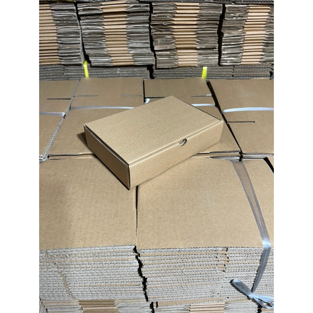 18x12x4 Combo 20 hộp Carton nắp gài đóng hàng