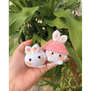 Móc khoá Thỏ mochi bằng len