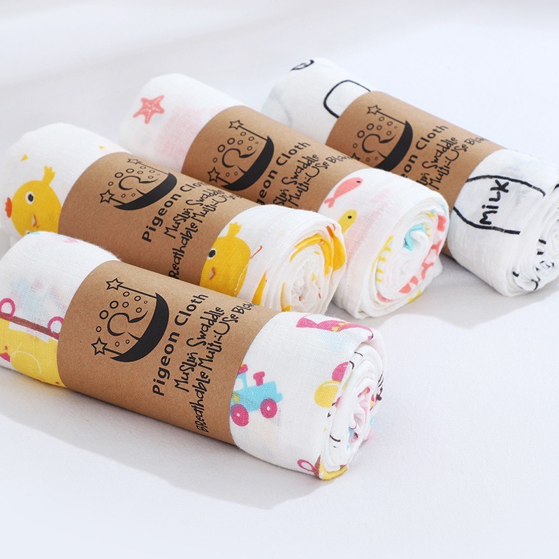 Khăn  tắm Aden sợi tre kích thước 120x110 cho bé