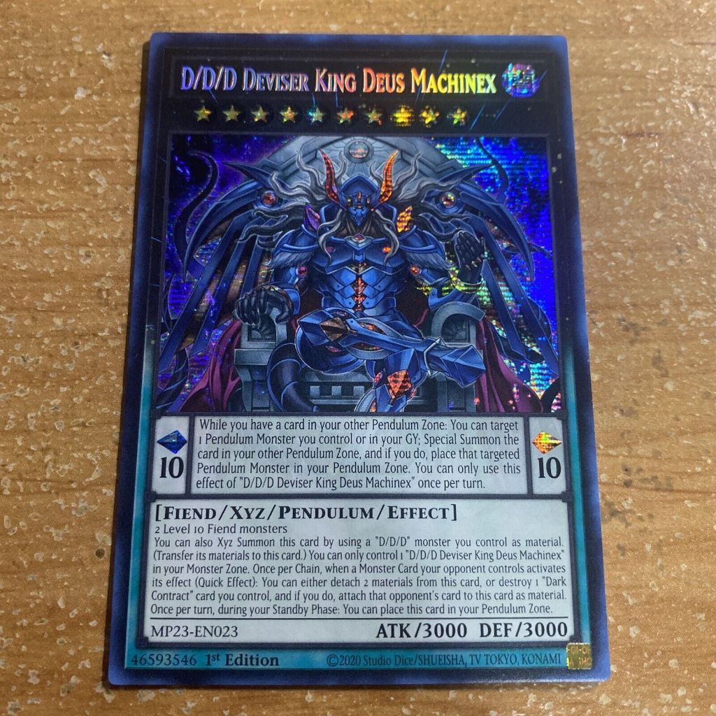 Lá bài thẻ D/D/D Deviser King Deus Machinex - prismatic secret Rare - Tặng bọc bài nhựa bảo quản