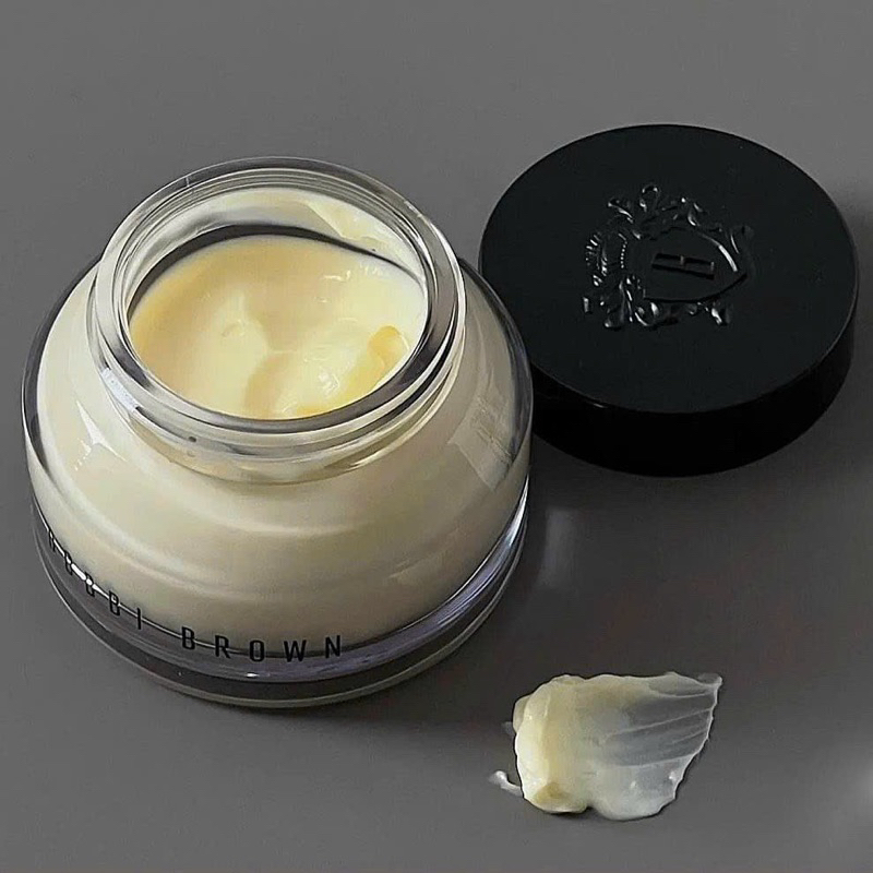 Kem lót dưỡng ẩm Bobbi Brown Vitamin Face Base