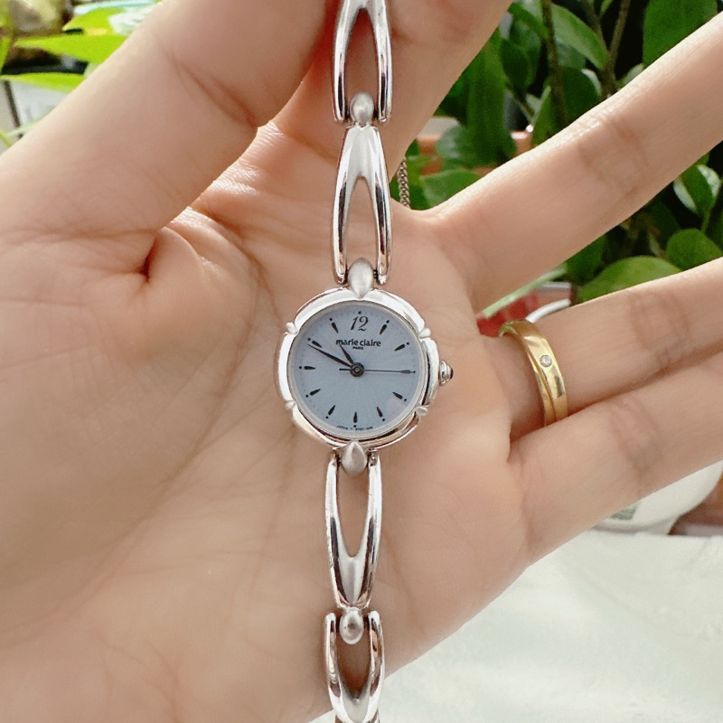 Đồng hồ nữ si nhật hiệu Marie Claire