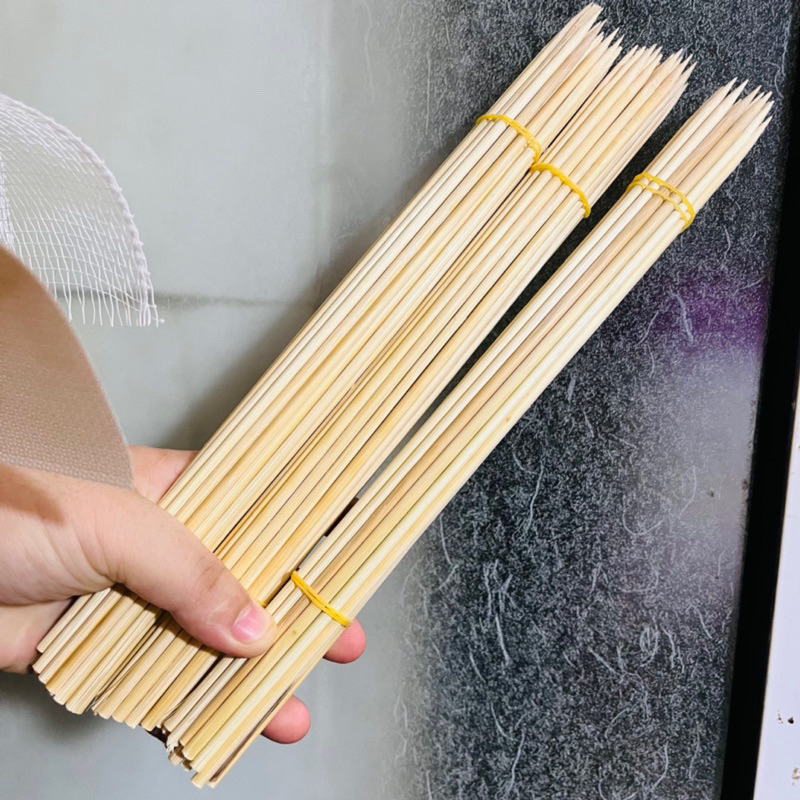 100 Tăm xiên tre, que tre xiên thịt xúc xích dài 15cm, 17cm, 20cm, 25cm và 30cm